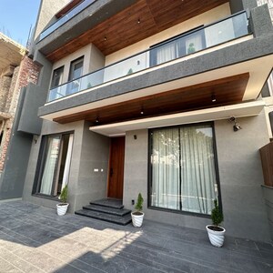 5 BHK Independent House For Sale in Sector 10