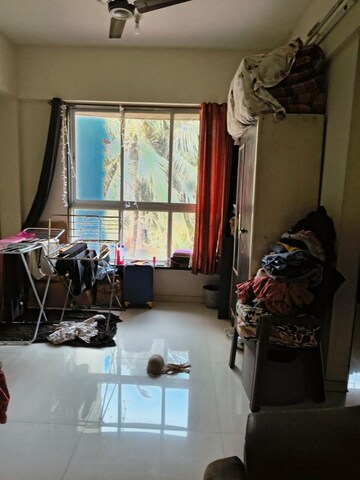 Master Bedroom in 1 BHK Apartment at Ghatkopar East – for Rent