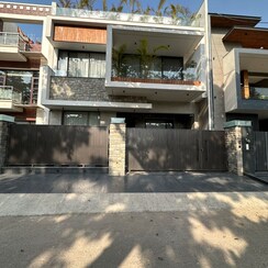 5 BHK Independent House For Sale in Sector 4
