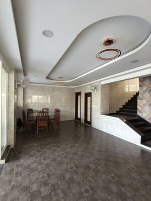 Building Lobby in 6+ BHK Independent House at Parsik Hills, Cbd Belapur Sector 24 – for Rent