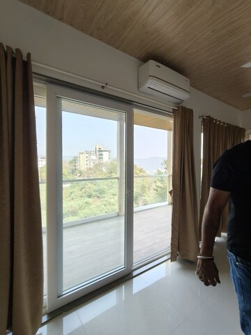 Building Lobby in 6+ BHK Independent House at Parsik Hills, Cbd Belapur Sector 24 – for Rent