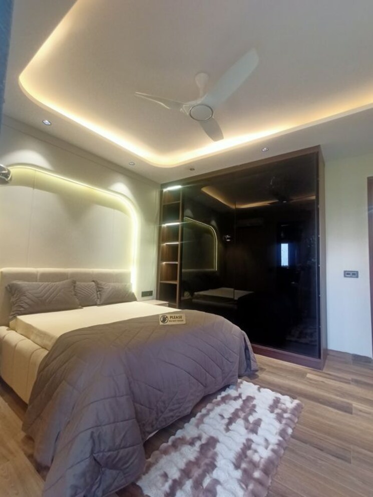  Parking, lion-green-valley 3 Bedroom 160 Sq.Ft. Builder Floor In Sohna Sector 35 Gurgaon 9938741