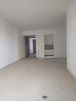 Room in 3 BHK Builder Floor at Lion Green Valley, Sohna Sector 35 – for Rent