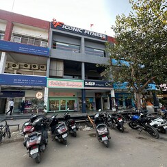 Showroom For Sale in Sector 10