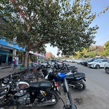 Parking in  Showroom at Sector 10 – for Sale