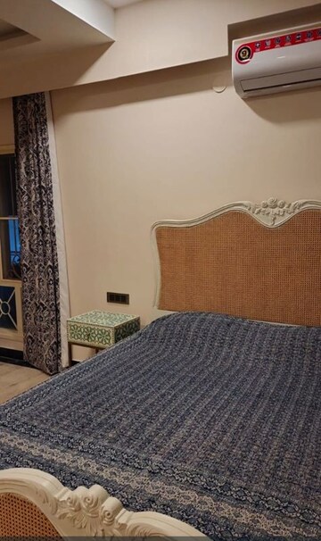 Bedroom in 6+ BHK Villa at Banjara Hills – for Sale