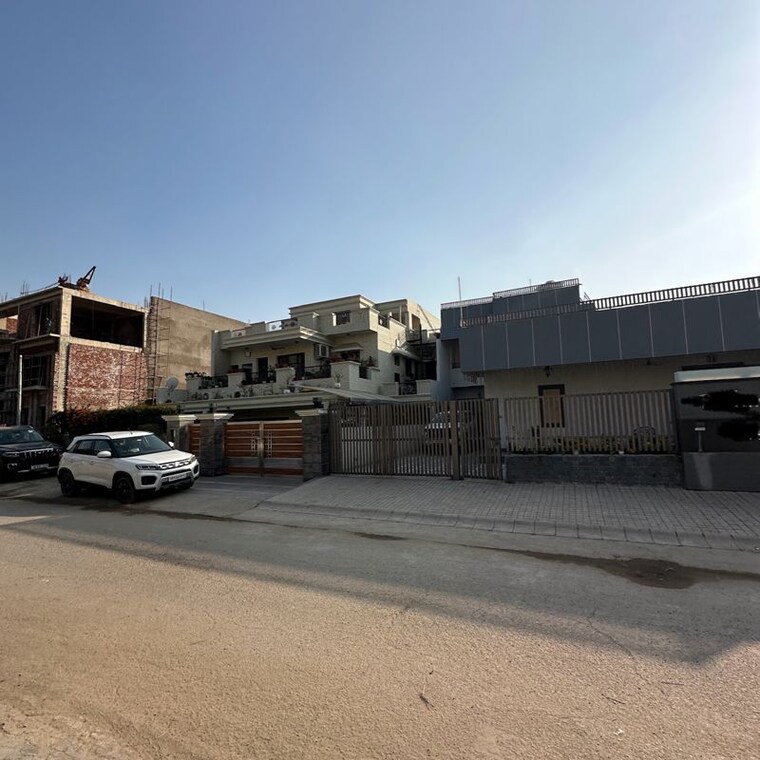 Exterior View, sector 6 3 Bedroom 500 Sq.Yd. Independent House In Sector 6 Panchkula 9938772