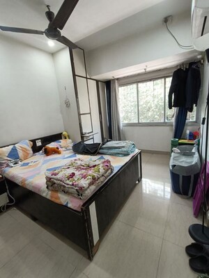 Bedroom in 2 BHK Apartment at Vinit Tower, Andheri West – for Rent