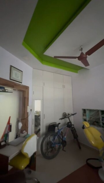 Gym in 2 BHK Builder Floor at Sector 21c – for Rent