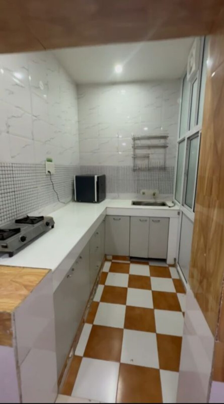 Kitchen, sector 21c 2 Bedroom 108 Sq.Yd. Builder Floor In Sector 21c Faridabad 9938785