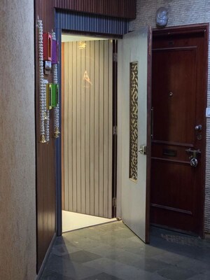 Building Lobby in 2 BHK Apartment at Hiranandani Estate Polaris, Thane West – for Sale