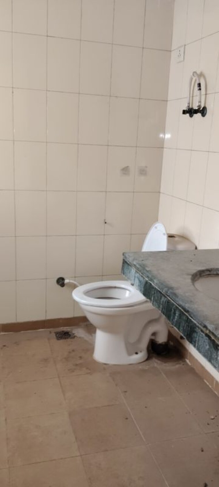 Bathroom, shiv-sai-ozone-park 3 Bedroom 1567 Sq.Ft. Apartment In Sector 86 Faridabad 9938792