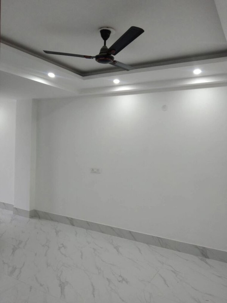 Room, saket 1 Bedroom 500 Sq.Ft. Builder Floor In Saket Delhi 9938793