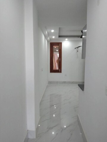Building Lobby in 1 BHK Builder Floor at Saket – for Rent