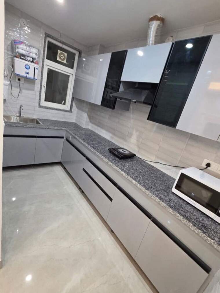 Kitchen, saket 1 Bedroom 500 Sq.Ft. Builder Floor In Saket Delhi 9938799