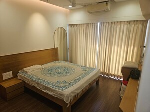 Bedroom in 2 BHK Apartment at Kanakia Silicon Valley, Powai – for Rent