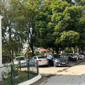 4 BHK Independent House – Garden View at Sector 13 - for Sale