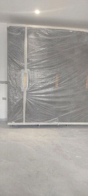 Bathroom in 2.5 BHK Builder Floor at Sector 57 – for Rent