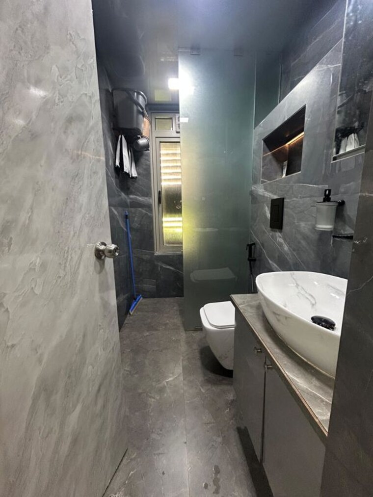Bathroom, lodha-primero 3 Bedroom 1026 Sq.Ft. Apartment In Mahalaxmi Mumbai 9938813