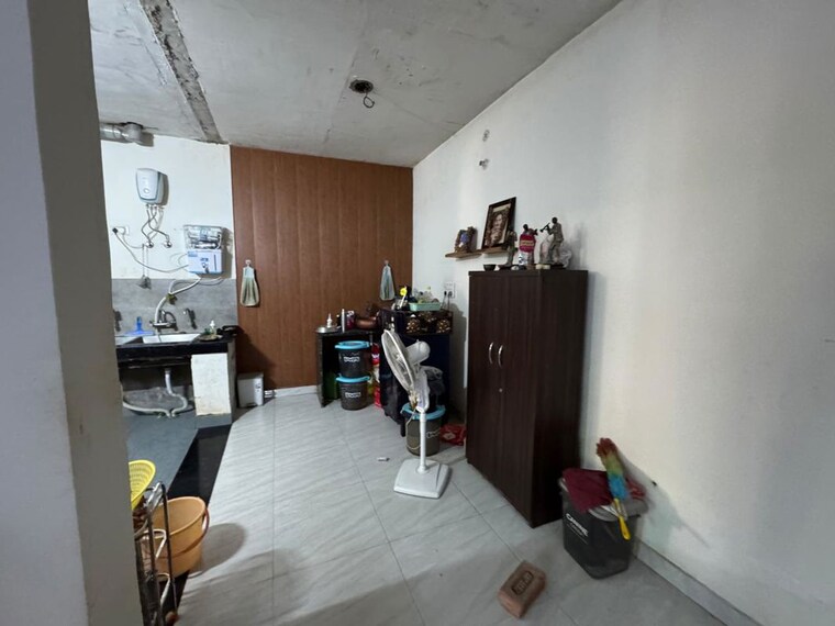 Master Bedroom, gomti nagar 6 Bedroom 2400 Sq.Ft. Independent House In Gomti Nagar Lucknow 9938816