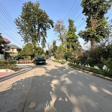 Parking in 5 BHK Independent House at Sector 4 – for Sale