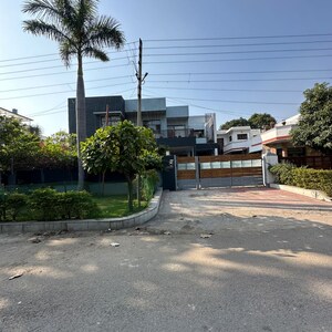 5 BHK Independent House For Sale in Sector 4