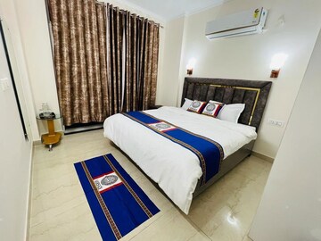 Bedroom in 3 BHK Apartment at Sector 70 – for Sale