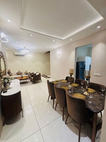 Team Area in 3 BHK Apartment at Sector 70 – for Sale