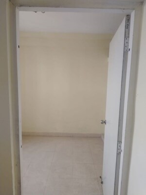 Room in 1 BHK Apartment at CIDCO Sector 11 Dronagiri CHS, Sector 11 Dronagiri – for Rent