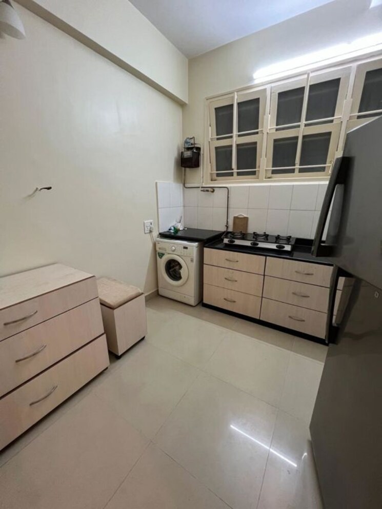 Room, sanghvi-aaditya-heights 1 Bedroom 580 Sq.Ft. Apartment In Tardeo Mumbai 9938841