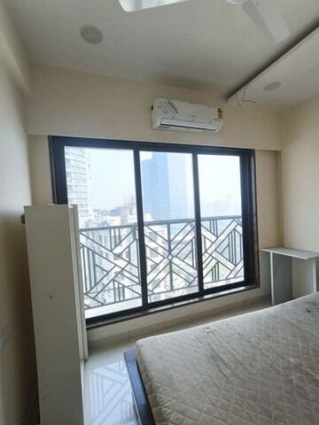 Room in 1 BHK Apartment at Sanghvi Aaditya Heights, Tardeo – for Rent