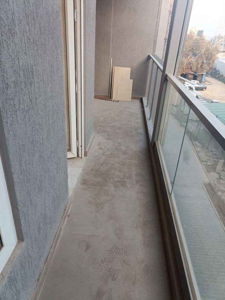 Balcony, smart-world-orchard 3 Bedroom 1630 Sq.Ft. Apartment In Sector 61 Gurgaon 9938845