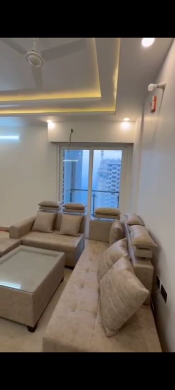 3 BHK + Pooja Room Apartment For Rent in Mahagun Moderne