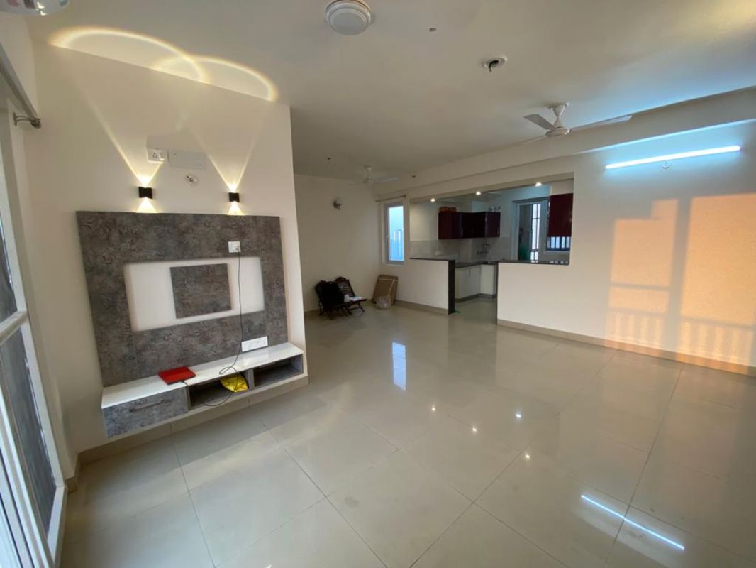 4 BHK + Servant Room Apartment For Rent in La Residentia
