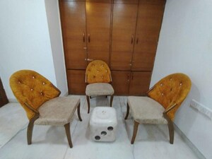 Living Room in  Pg at Kandivali East – for Rent