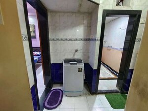 Laundry Area in  Pg at Kandivali East – for Rent