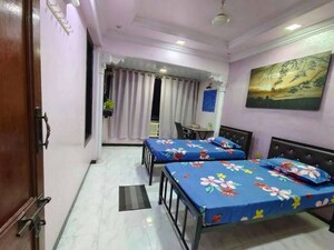 Bedroom in  Pg at Kandivali East – for Rent