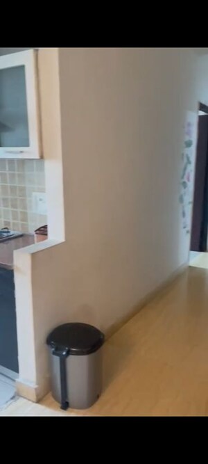 Room in 3 BHK Apartment at Mahagun Moderne, Sector 78 – for Rent