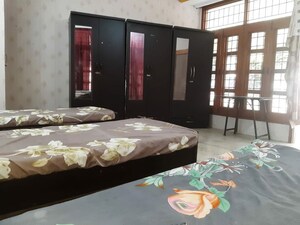 Bedroom in  Pg at Sector 44 – for Rent