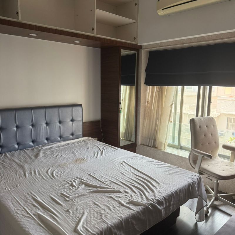 2 BHK + Pooja Room Apartment For Rent in Dev Ashish CHS Santacruz