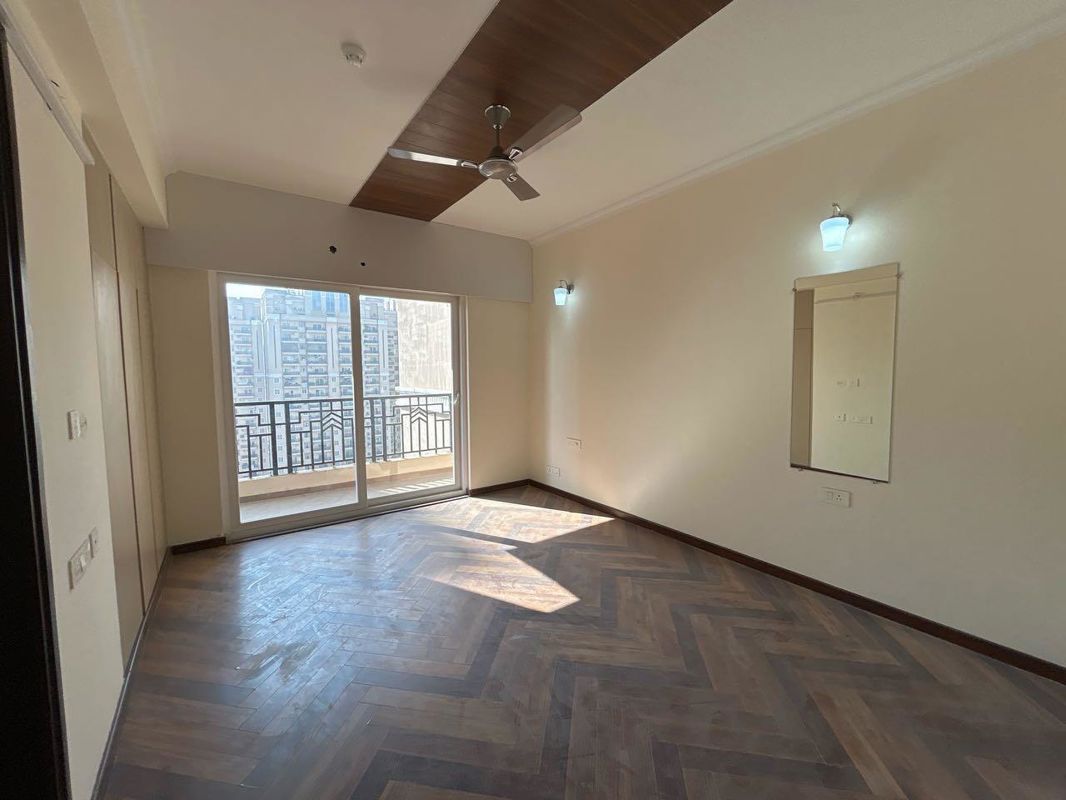 3 BHK + Servant Room Apartment For Sale in ACE Parkway