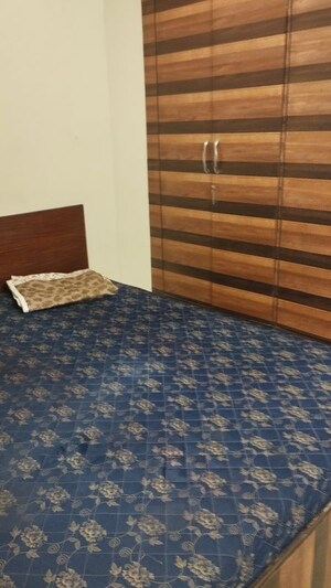 Bedroom in 1 BHK Apartment at United CHS, Agripada – for Sale