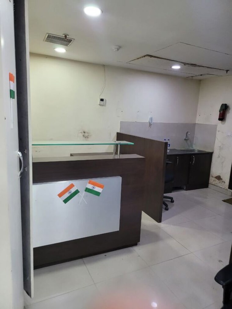 Floor Plan, vibhuti khand Commercial Office Space 900 Sq.Ft. In Vibhuti Khand Lucknow 9938922