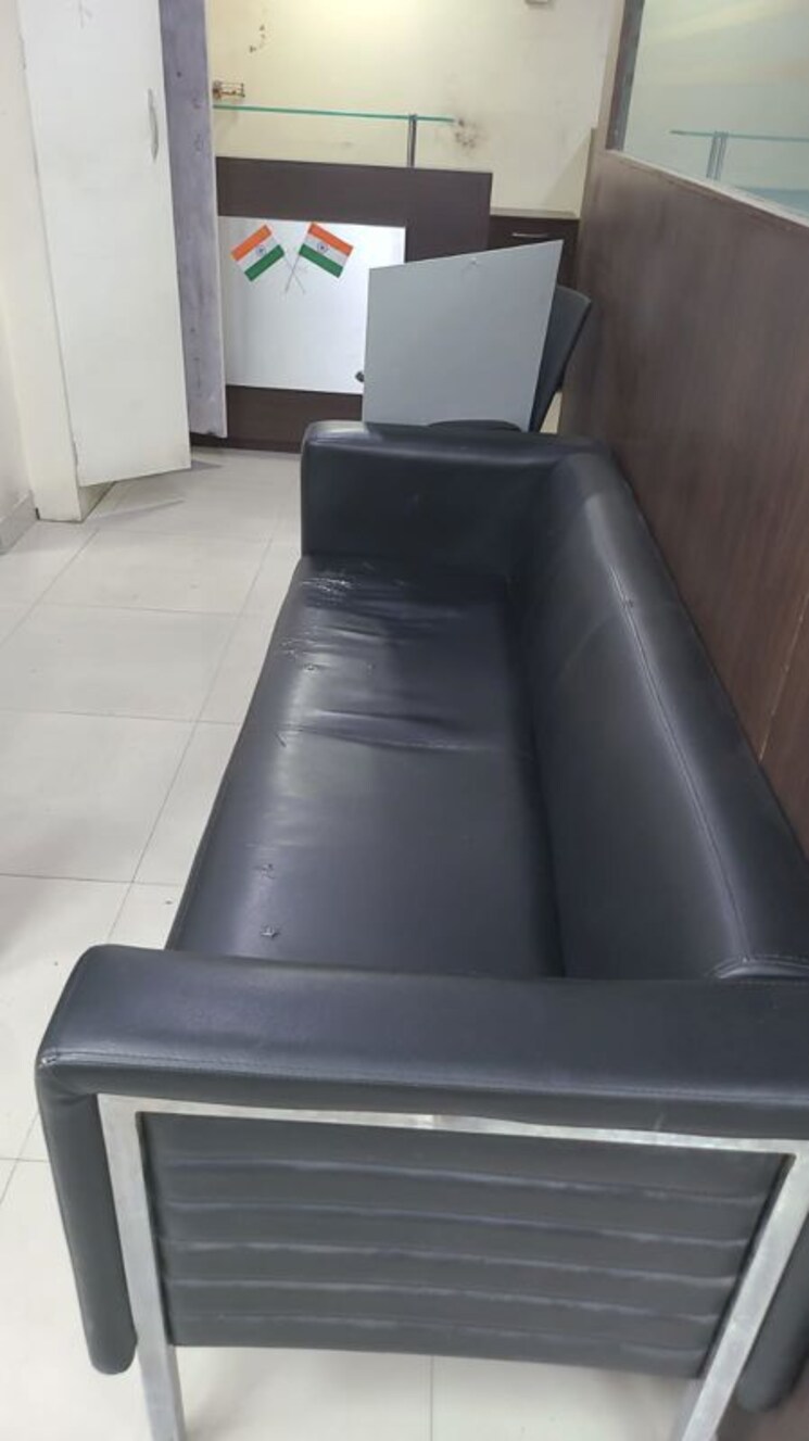 undefined, vibhuti khand Commercial Office Space 900 Sq.Ft. In Vibhuti Khand Lucknow 9938922