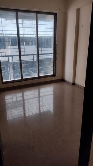 Room in 2 BHK Apartment at Aaron Gomaji Kasturi, Ulwe Sector 5 – for Rent