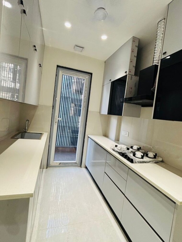 Master Bedroom, anant-raj-ashok-estate 3 Bedroom 180 Sq.Ft. Builder Floor In Sector 63a Gurgaon 9938937