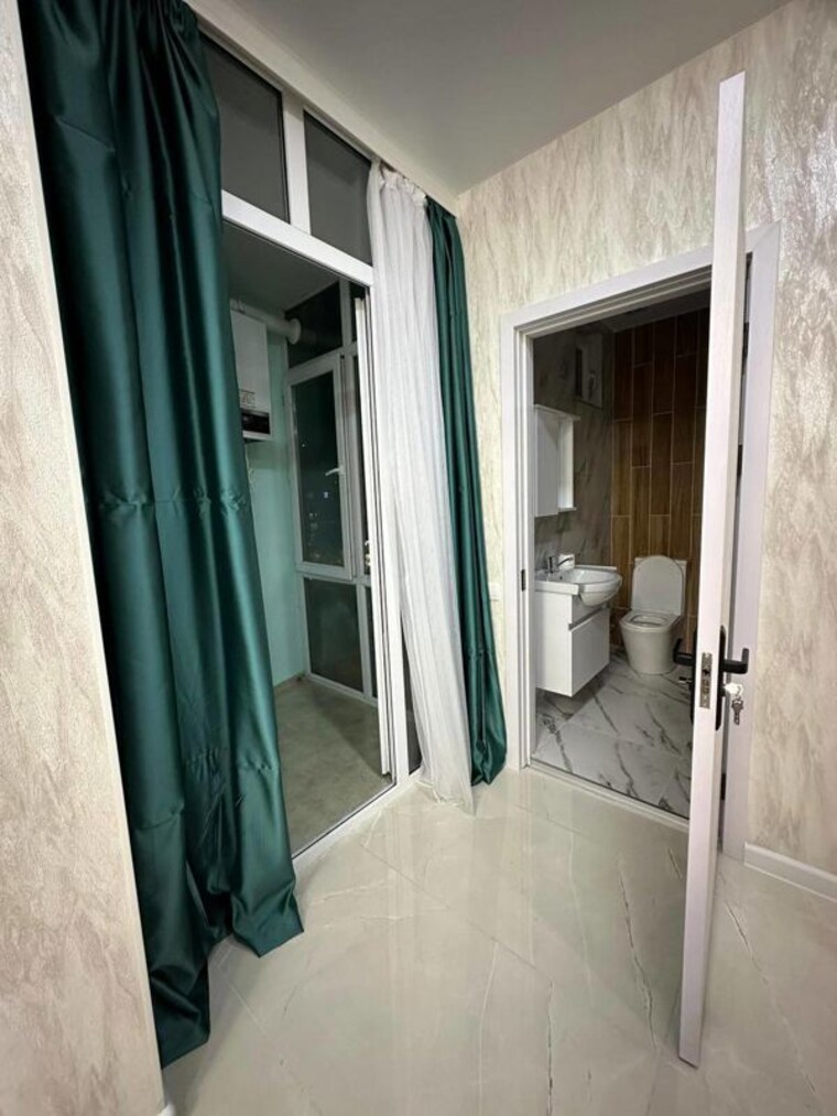 Bathroom, hsr layout 4 Bedroom 2450 Sq.Ft. Builder Floor In Hsr Layout Bangalore 8845258
