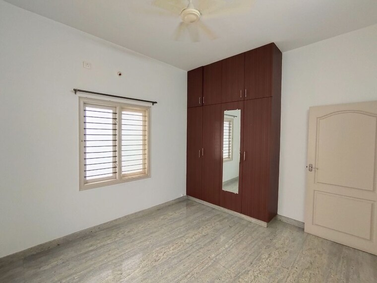 Room, hsr layout 4 Bedroom 3000 Sq.Ft. Independent House In Hsr Layout Bangalore 9876708
