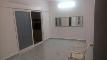 Room in 3 BHK Builder Floor at Cambridge Layout – for Rent