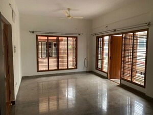 Room in 3 BHK Builder Floor at Cambridge Layout – for Rent